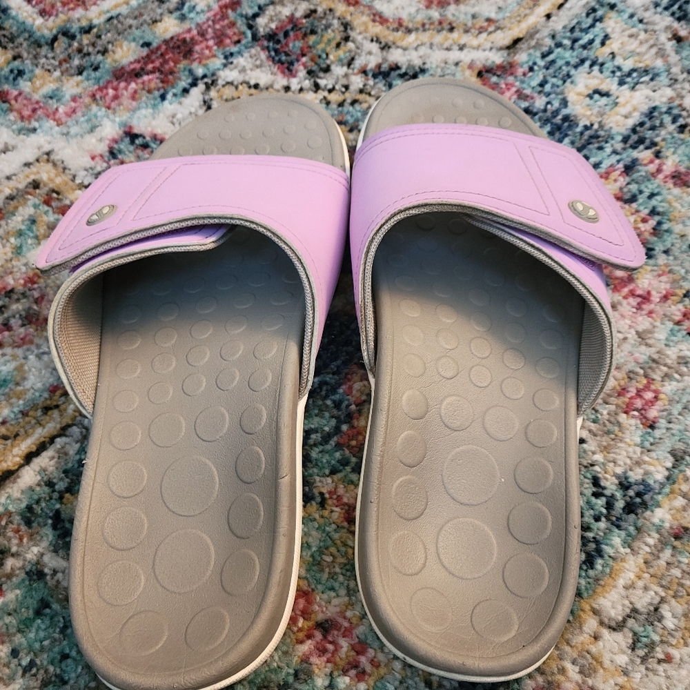Vionic Sandals - Picture 3 of 5